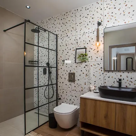 Lythari Summer * 阿凡投