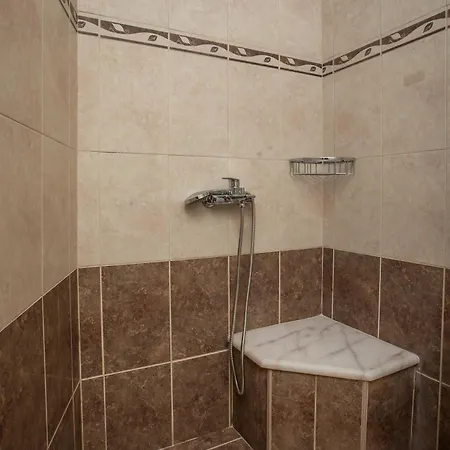 Lythari Summer 阿凡投