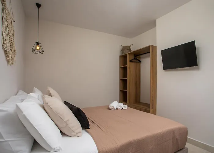 Lythari Summer Afantou