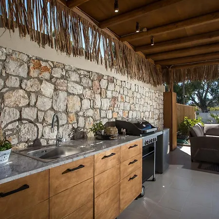 Lythari Summer Villa Afantou